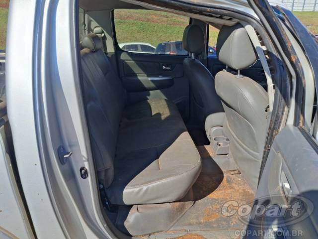 2013 TOYOTA HILUX CD 