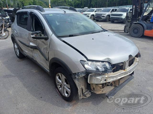 2015 RENAULT SANDERO 