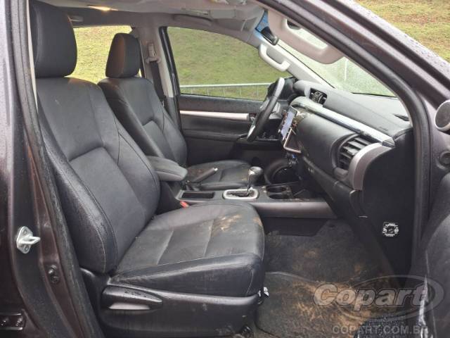 2023 TOYOTA HILUX CD 