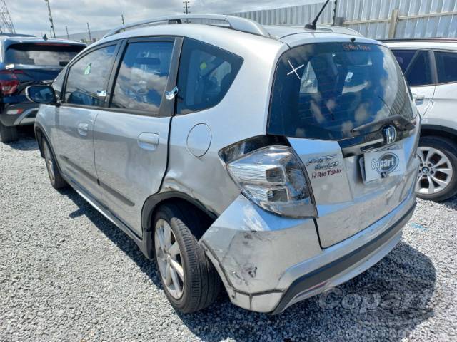 2013 HONDA FIT 