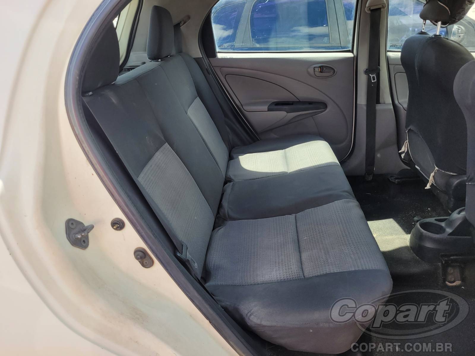 Foto 6 de 11: 2013 TOYOTA ETIOS