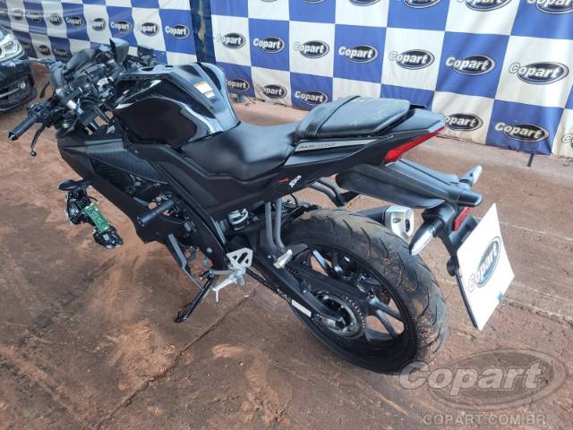 2024 YAMAHA YZF R15 
