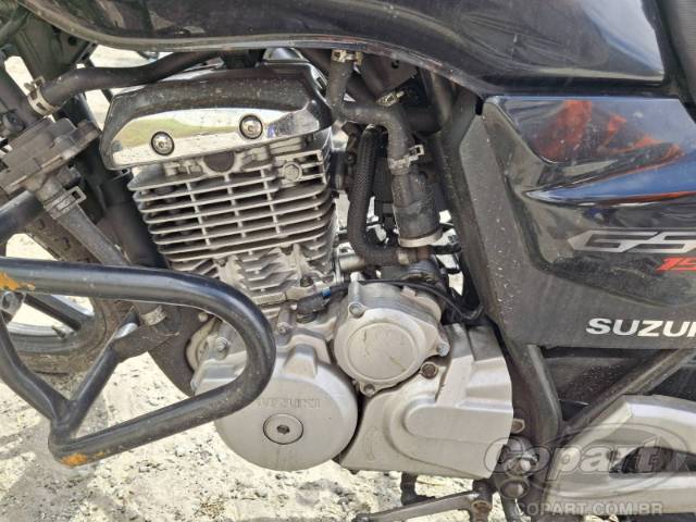 2016 SUZUKI GSR 