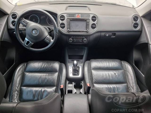 2011 VOLKSWAGEN TIGUAN 