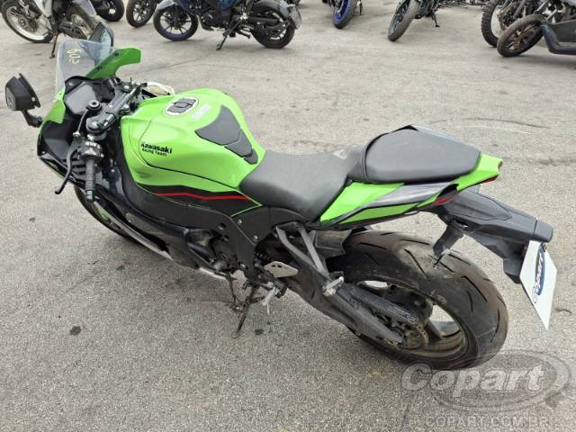 2022 KAWASAKI NINJA ZX-10R 