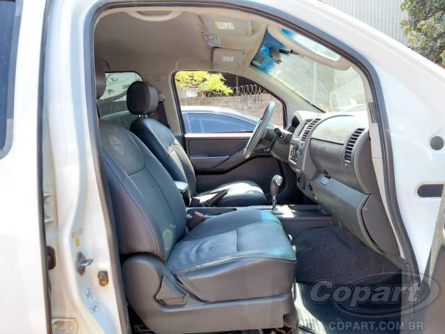 2015 NISSAN FRONTIER CD 