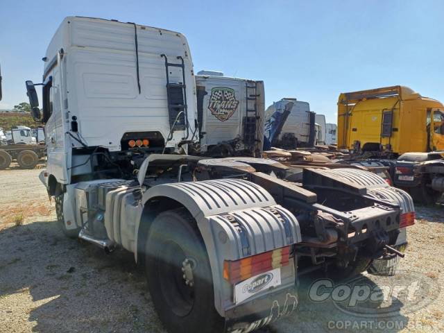 2013 MERCEDES BENZ AXOR 