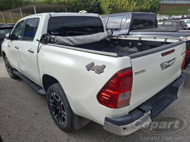 2022 TOYOTA HILUX CD 