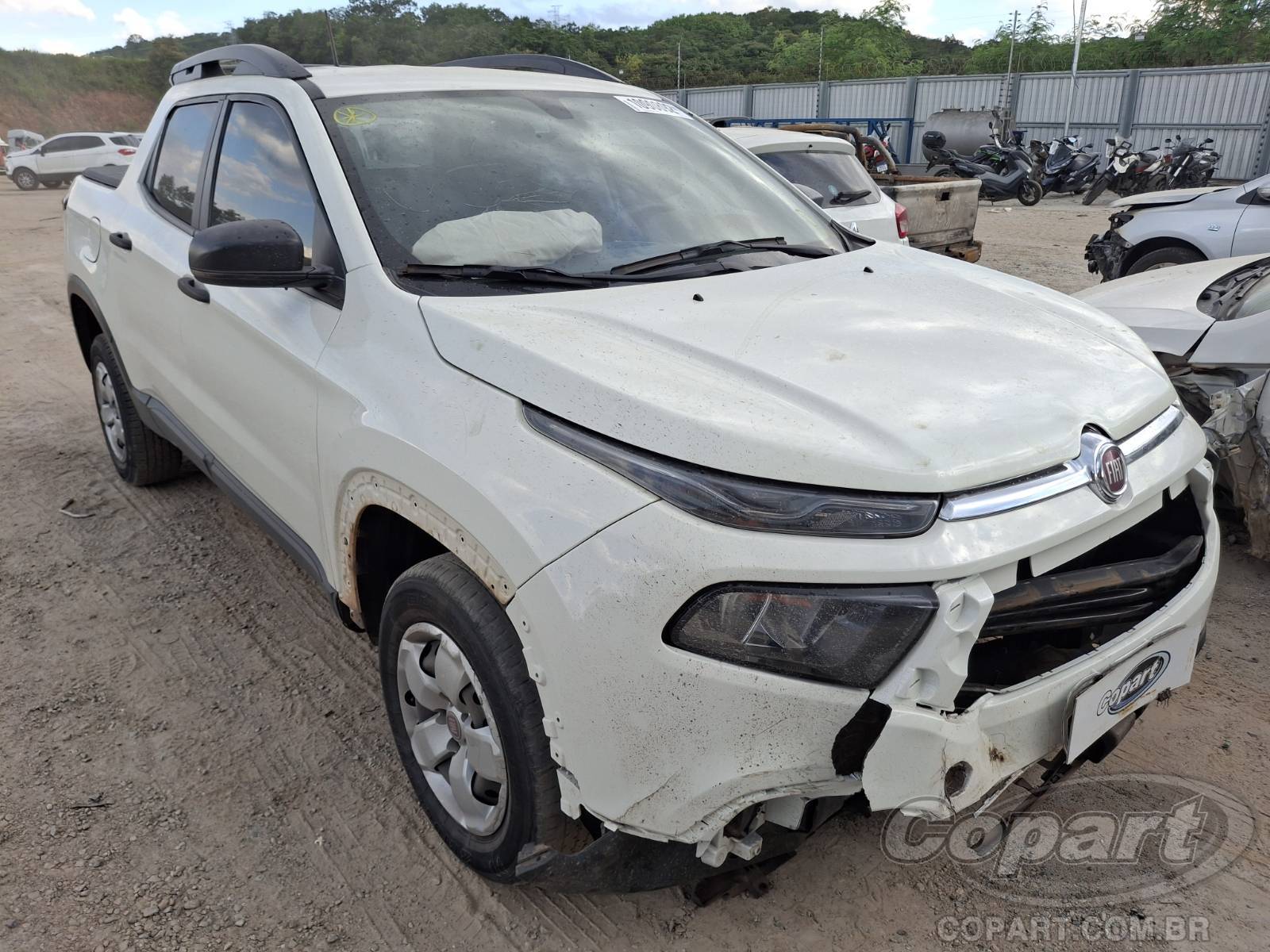Veículo Fiat Toro Fiat Toro Freedom AT6 1.8 16V E.torQ 2017 2017 em leilão