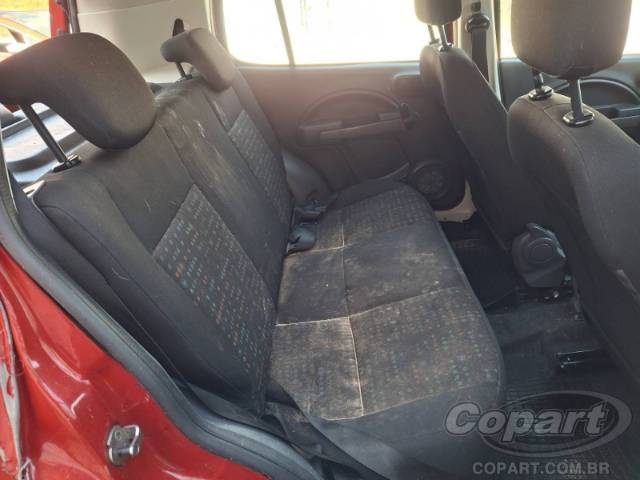 2016 FIAT UNO 