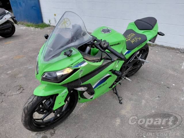 2026 KAWASAKI NINJA 300 