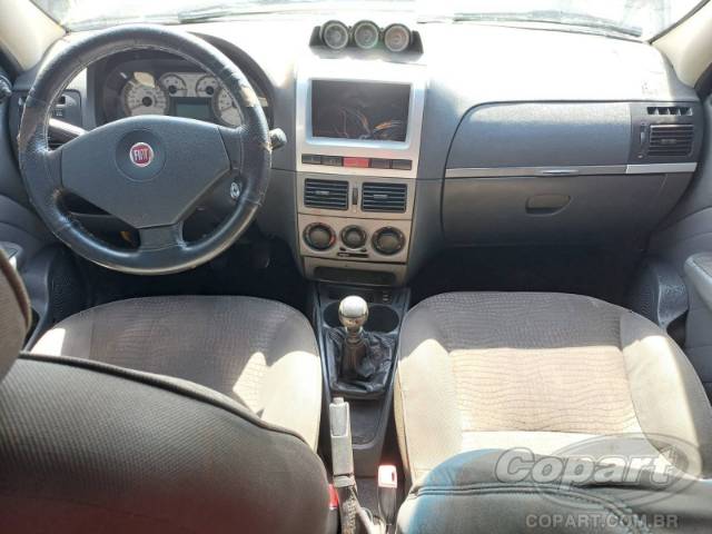 2011 FIAT STRADA 