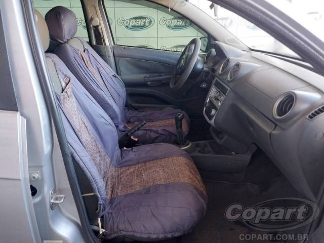 2011 VOLKSWAGEN GOL 