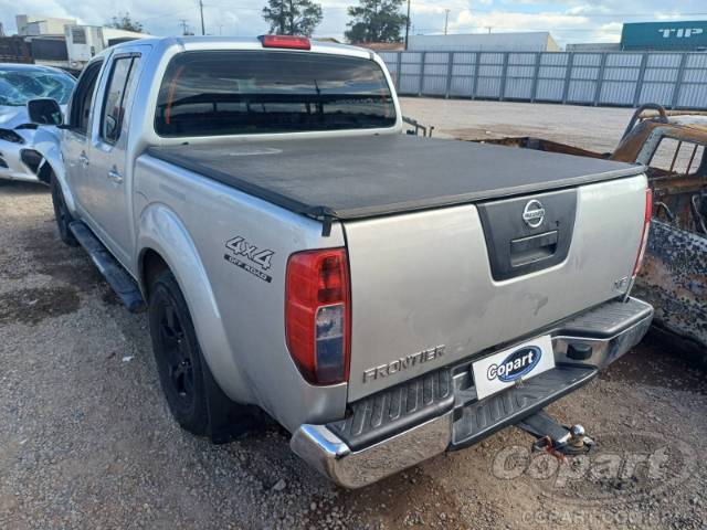 2011 NISSAN FRONTIER CD 