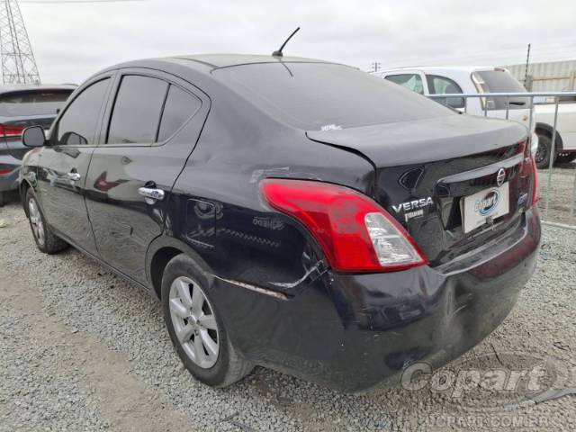 2014 NISSAN VERSA 