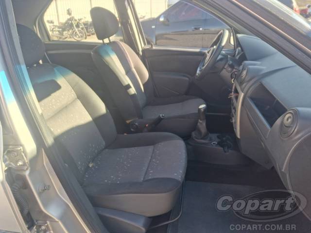 2010 RENAULT LOGAN 