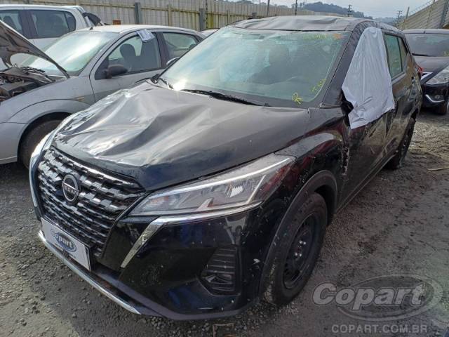 2025 NISSAN Kicks Play 