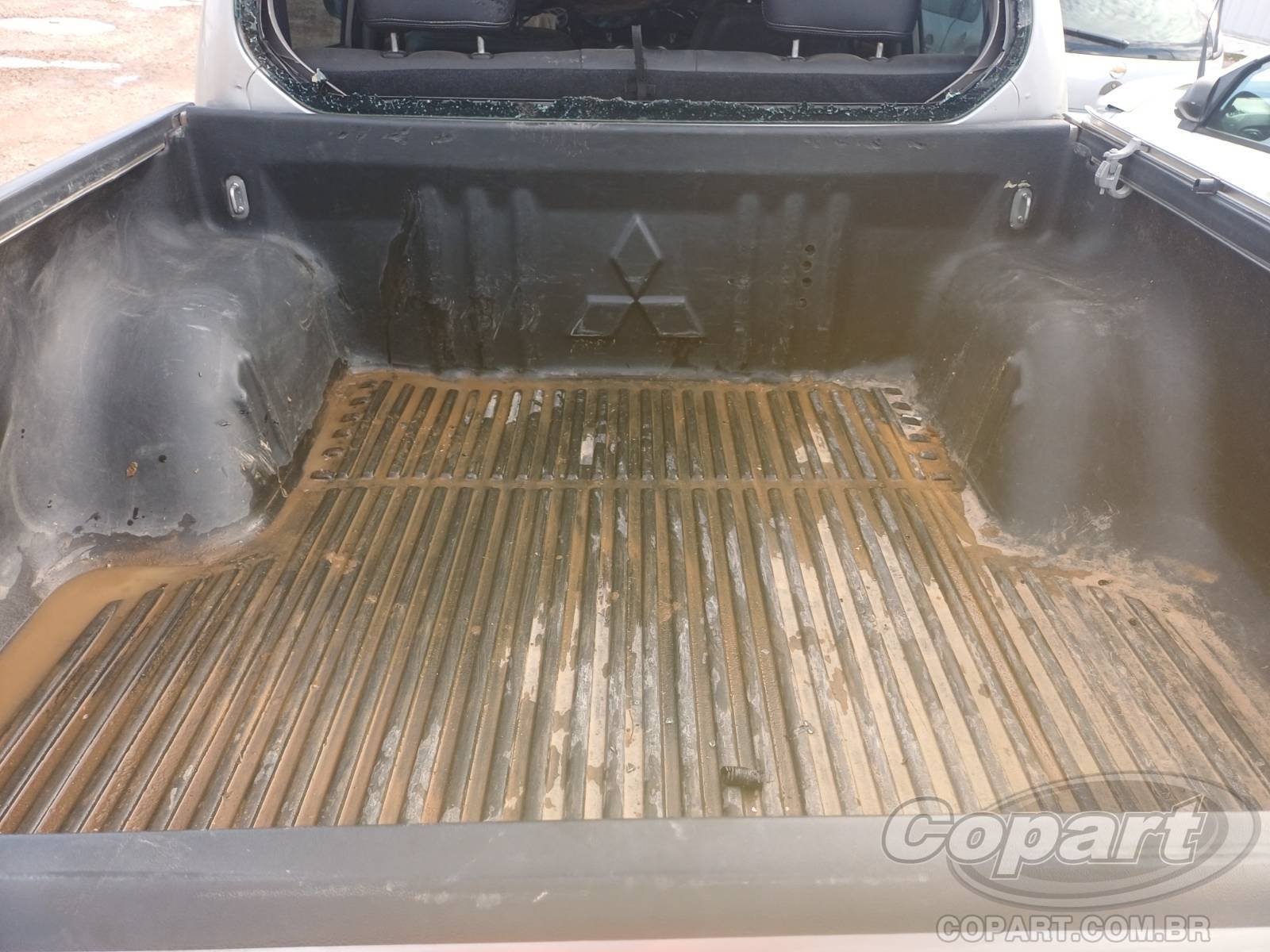 Foto 11 de 11: 2015 MITSUBISHI L200 TRITON
