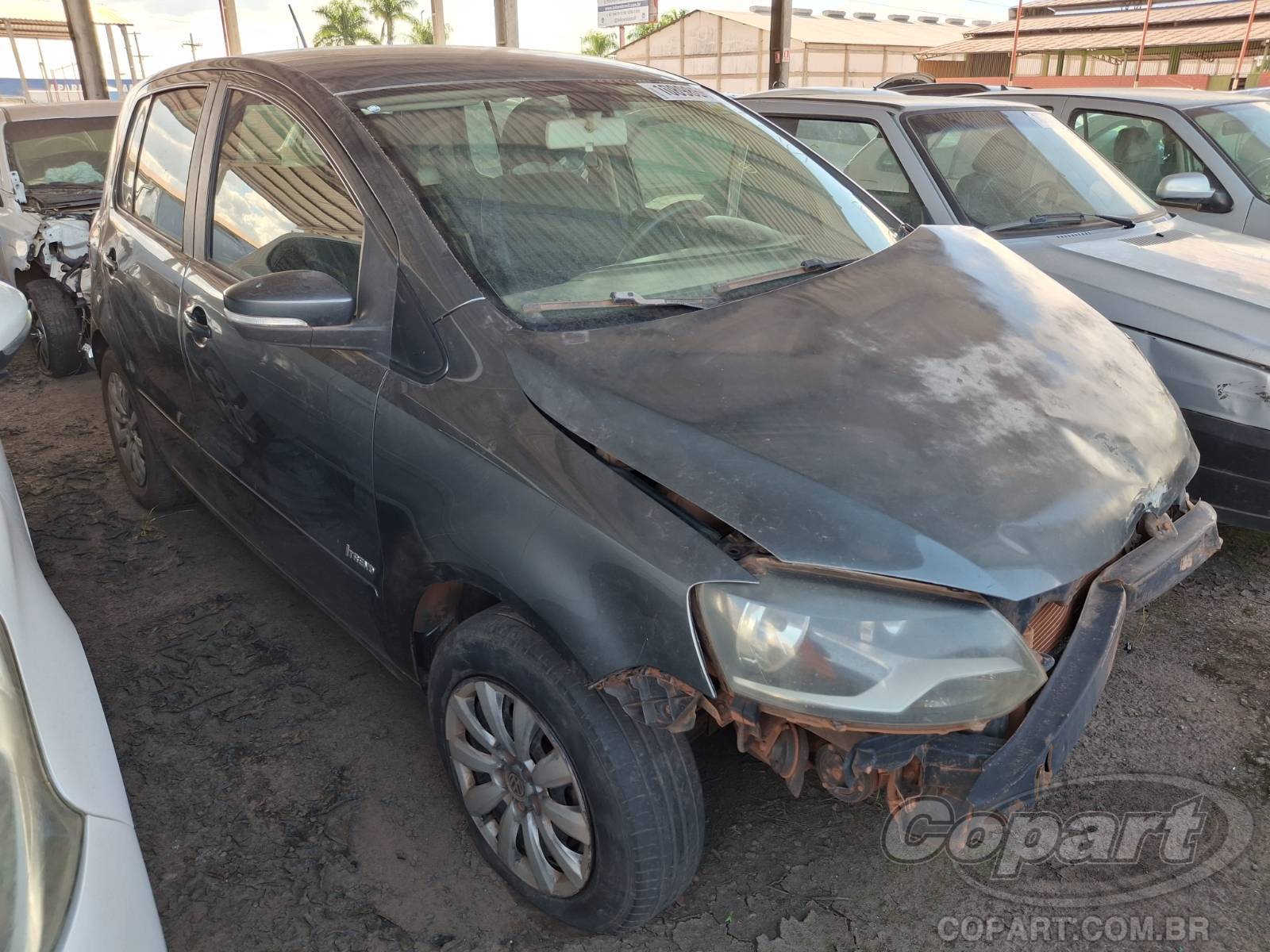 Volkswagen Fox 1.6 GII 1.6 Total Flex 2013