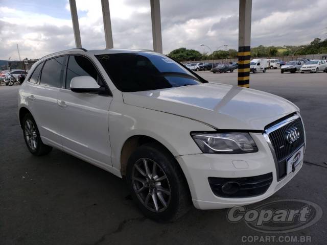 2011 AUDI Q5 