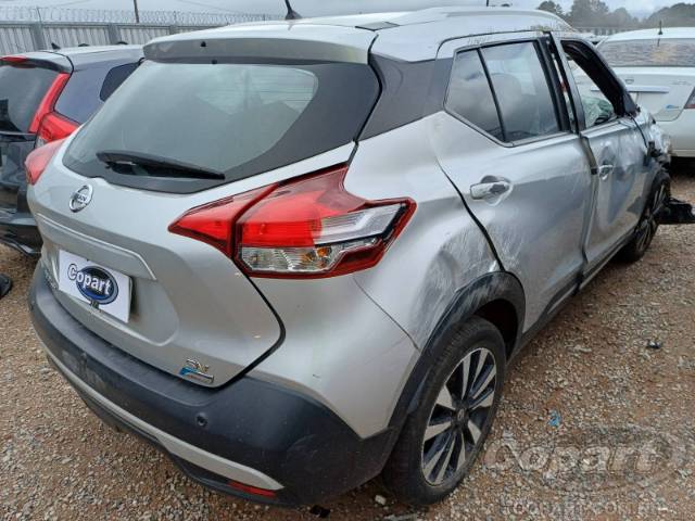 2018 NISSAN KICKS 