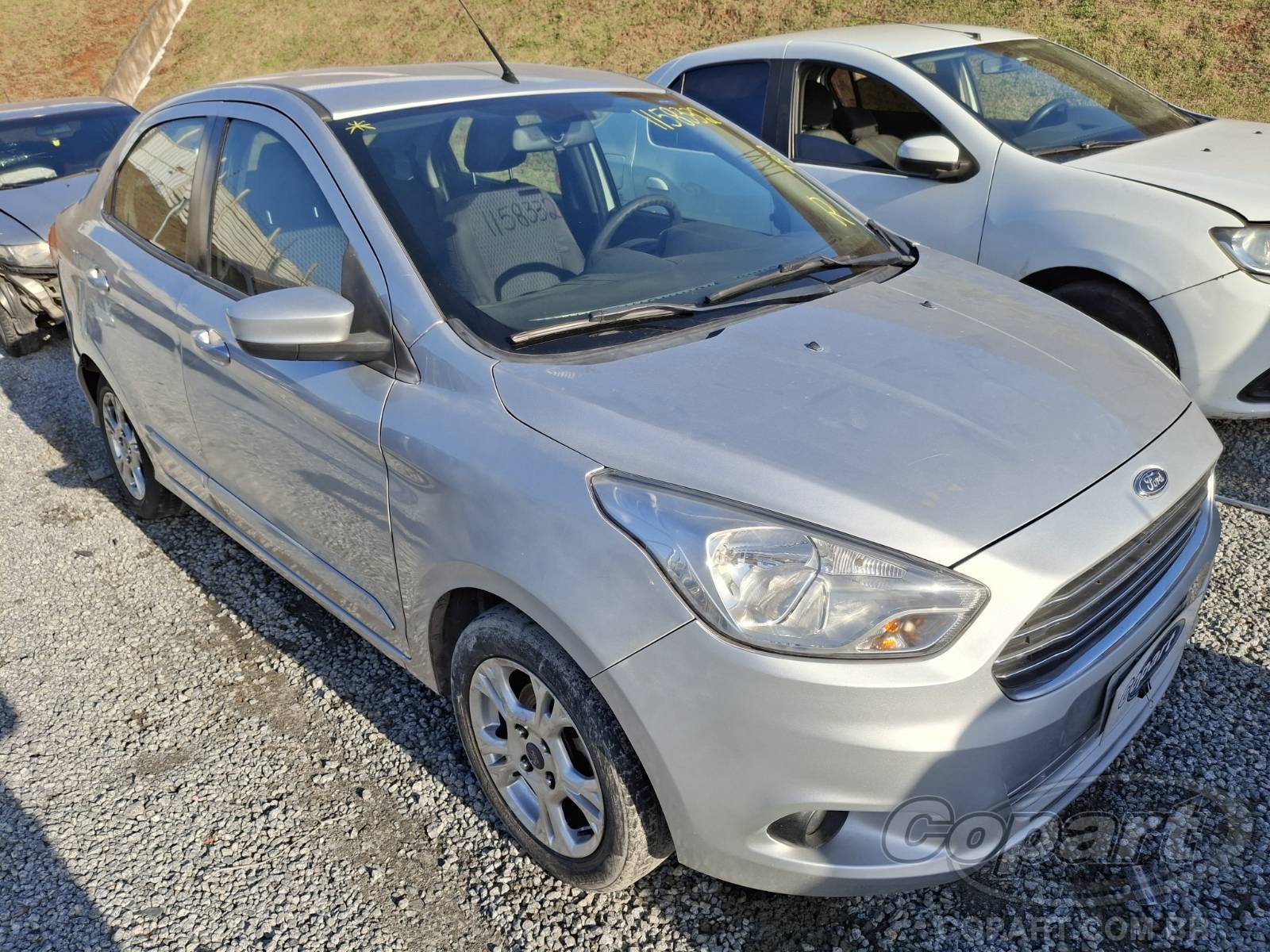 2018 FORD KA SEDAN — foto 1 de 15