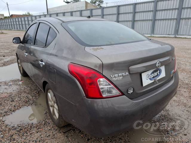 2013 NISSAN VERSA 
