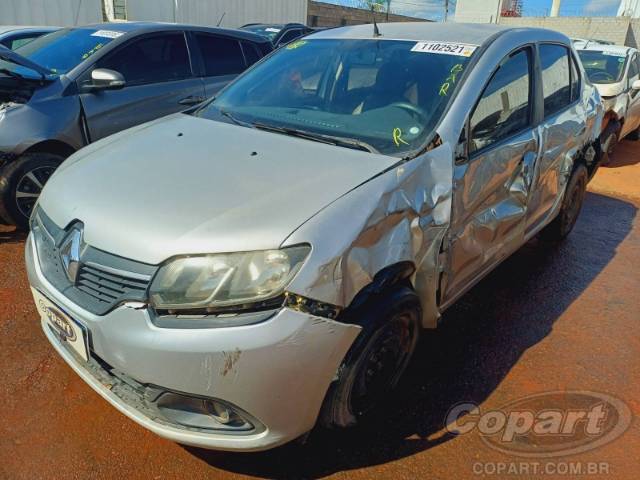 2014 RENAULT LOGAN 
