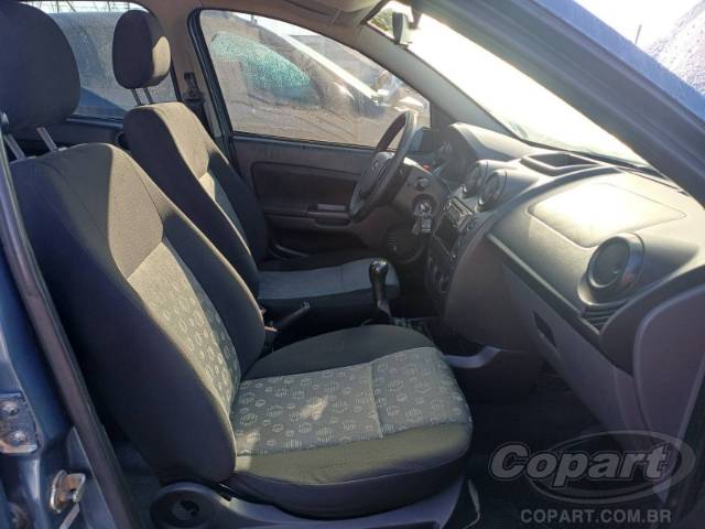 2011 FORD FIESTA 