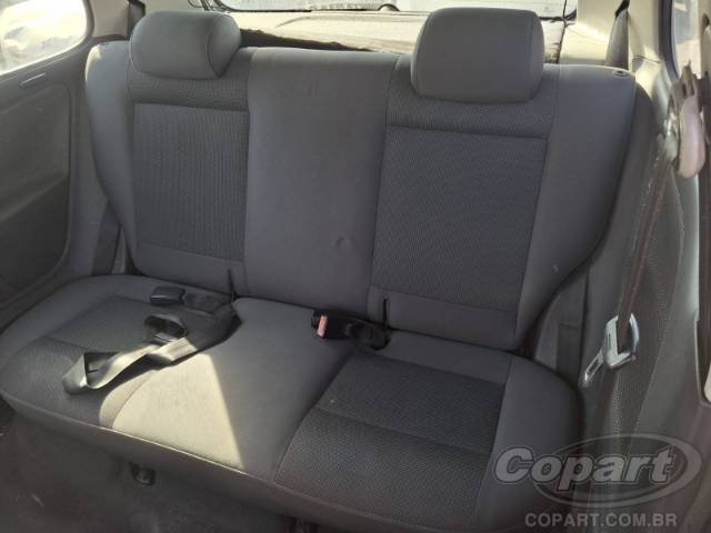 2010 VOLKSWAGEN FOX 