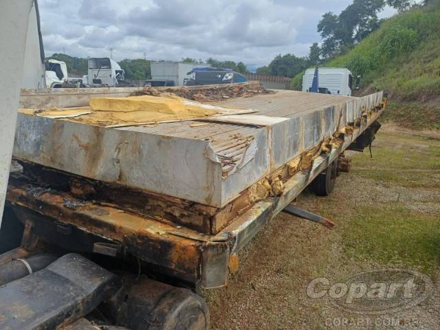 2011 IVECO TECTOR 