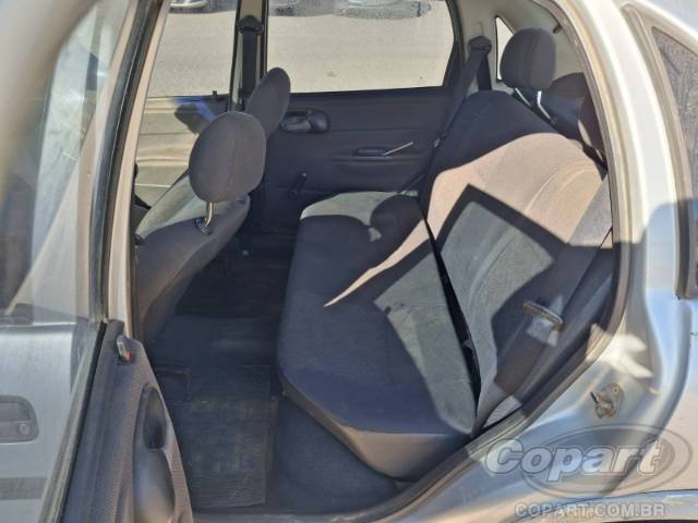 2005 CHEVROLET CLASSIC 