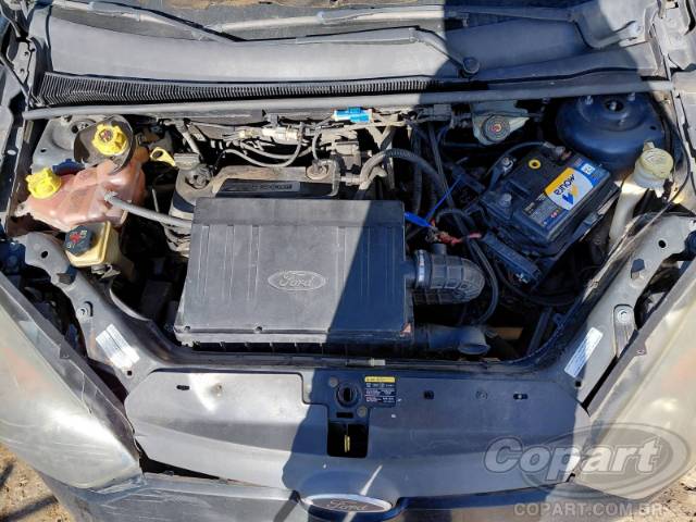 2013 FORD FIESTA 