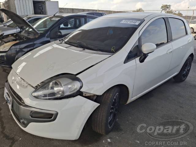 2014 FIAT PUNTO 