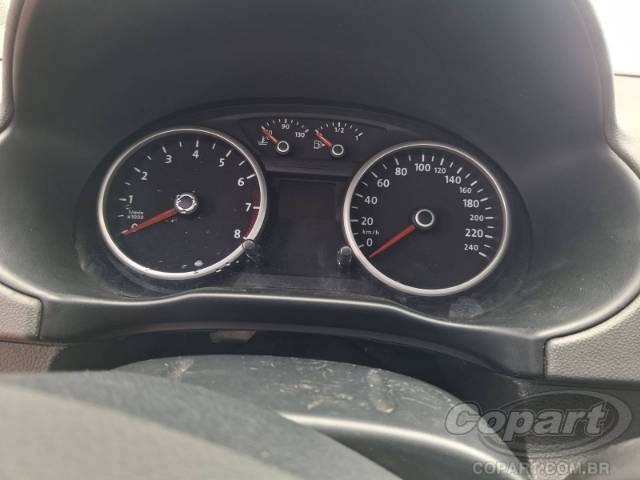 2010 VOLKSWAGEN VOYAGE 
