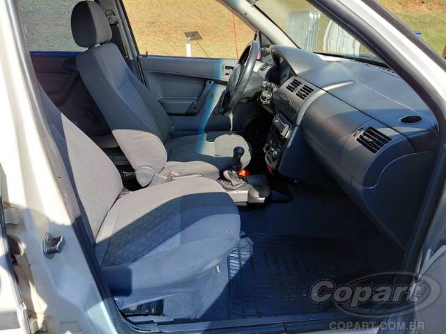 2004 VOLKSWAGEN GOL 