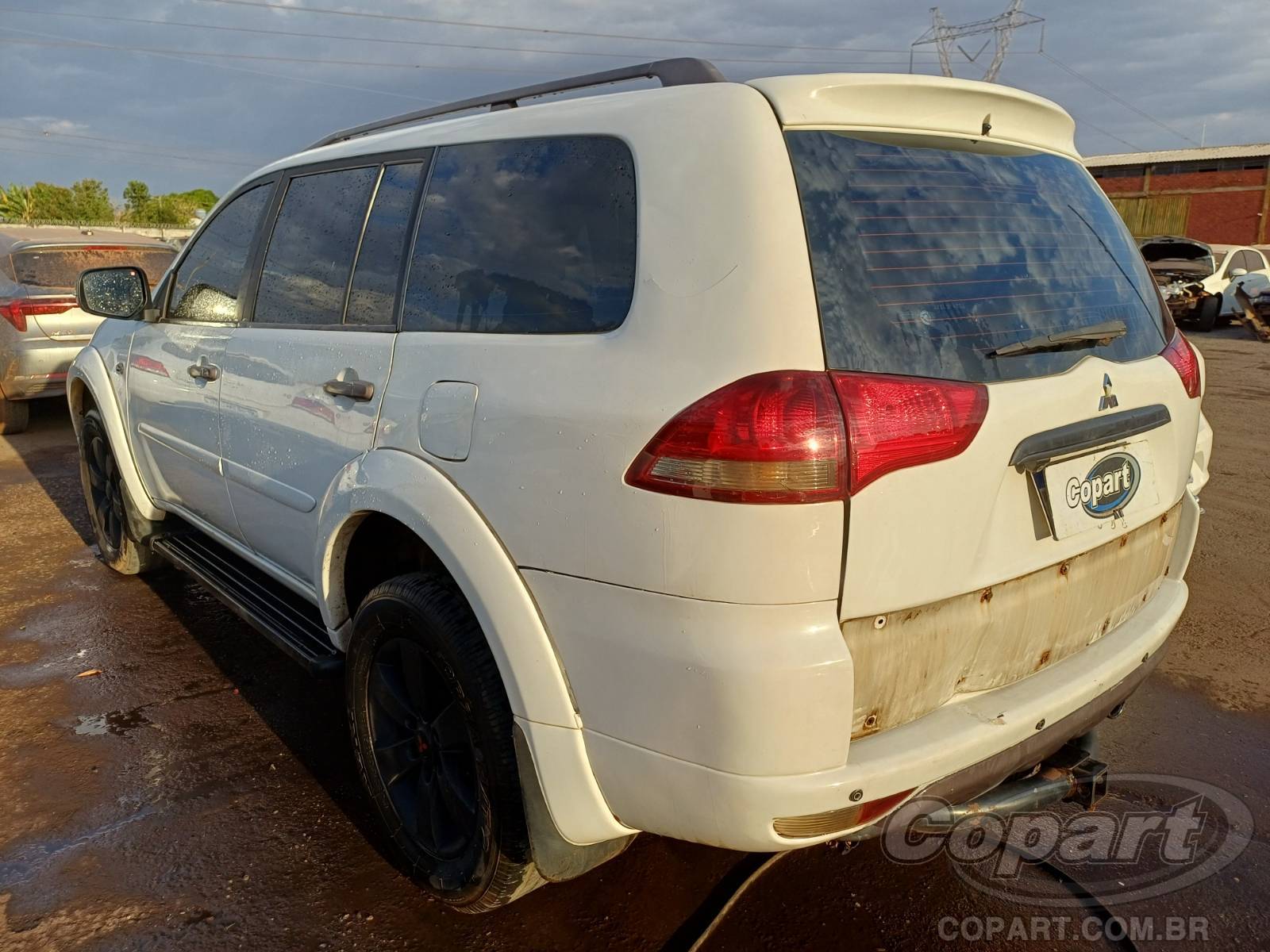 Foto 3: 2016 MITSUBISHI PAJERO