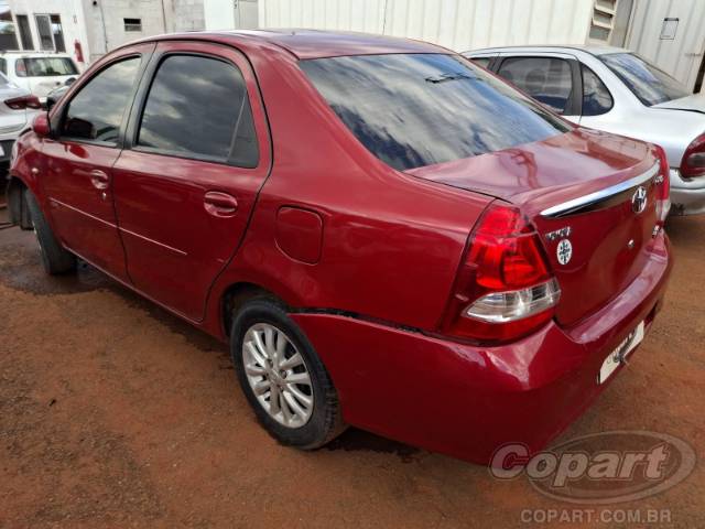 2013 TOYOTA ETIOS SEDA 