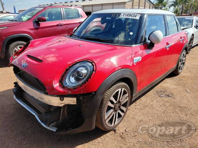 2019 MINI COOPER 
