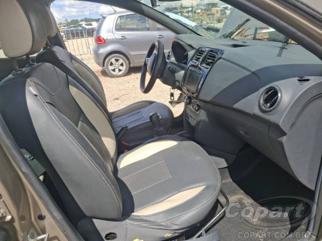 2020 RENAULT SANDERO 