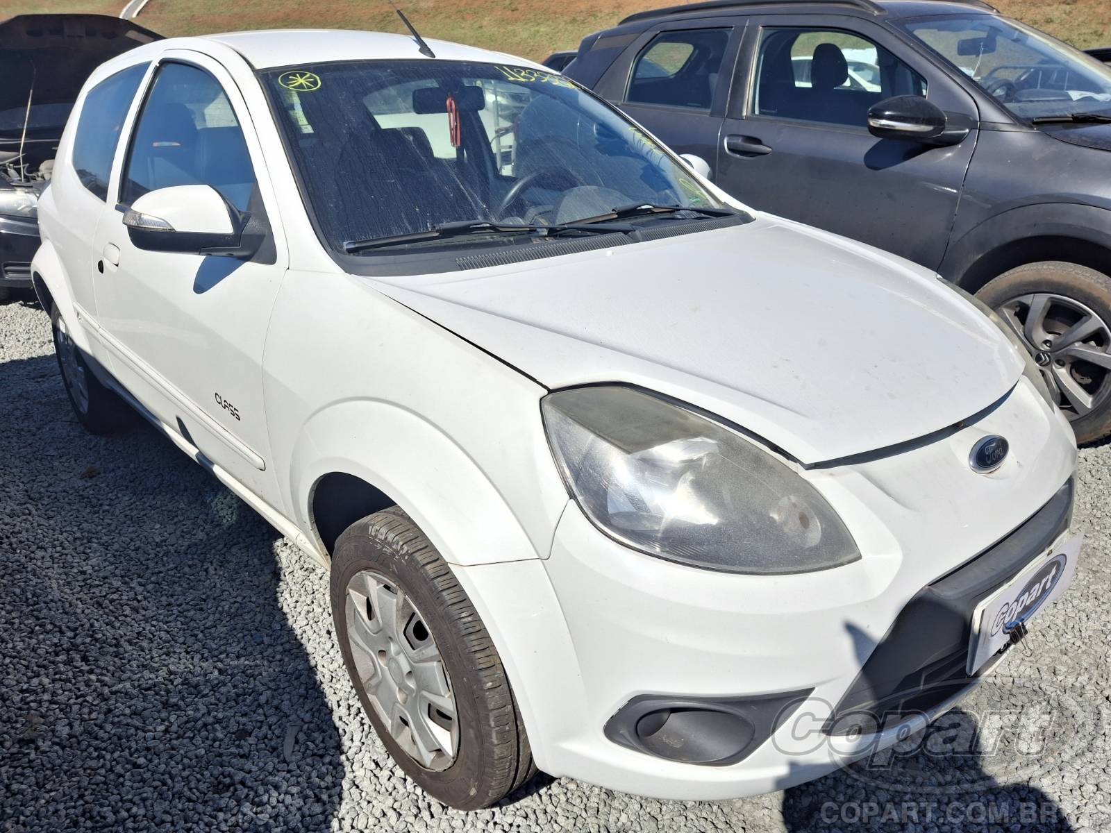 Veículo Ford Ka Ford Ka 2013 Flex 1.0 Colisão 2013 em leilão