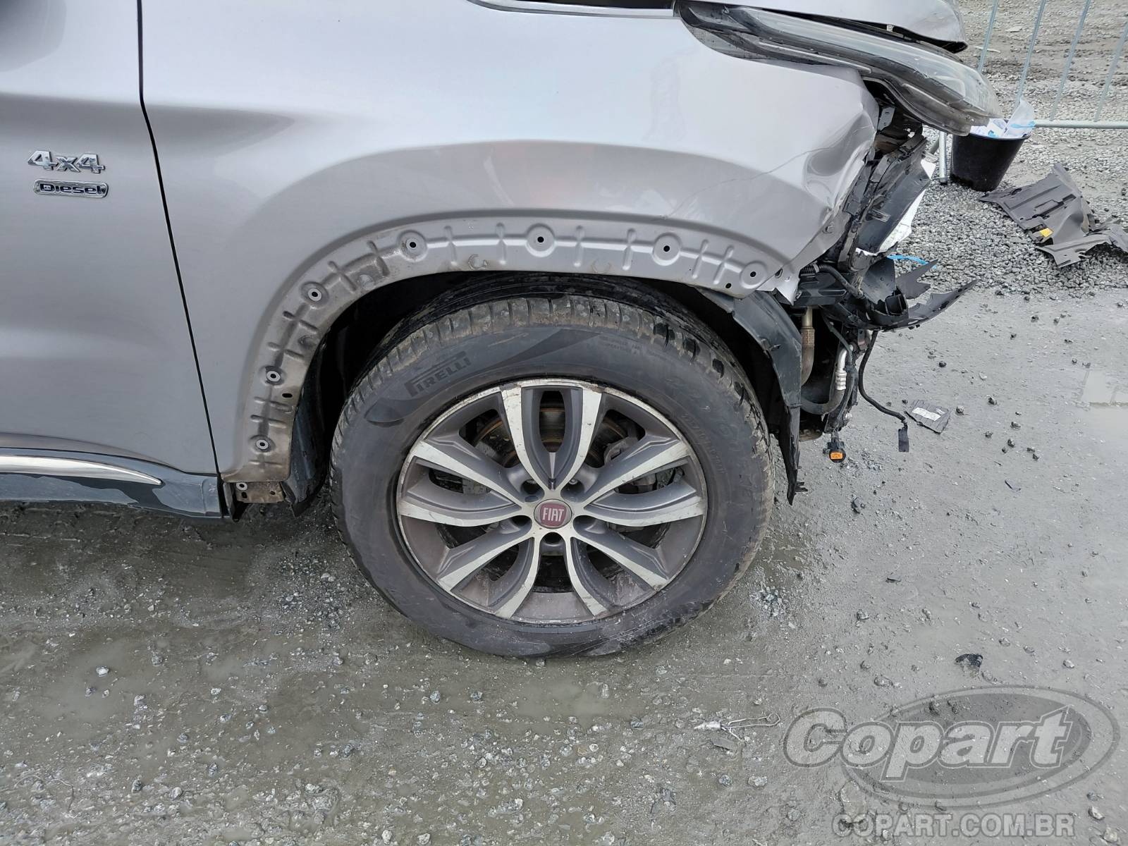 Foto 12 de 14: 2020 FIAT TORO