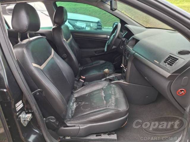 2011 CHEVROLET VECTRA HATCH 