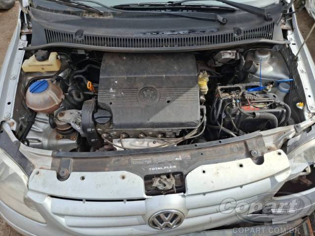 2005 VOLKSWAGEN FOX 
