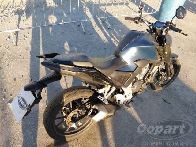 2025 HONDA CB 300F 