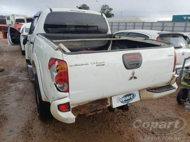 2013 MITSUBISHI L200 TRITON 