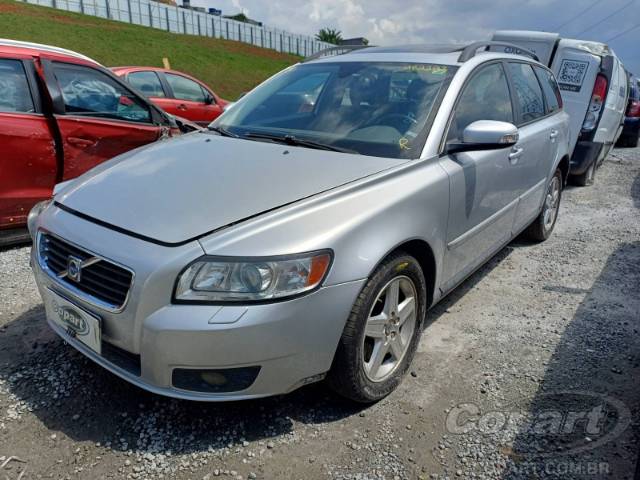 2009 VOLVO V50 