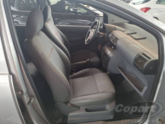 2009 VOLKSWAGEN FOX 