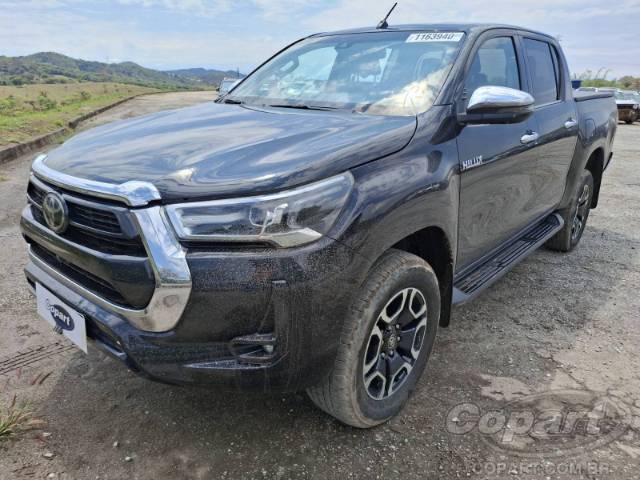 2021 TOYOTA HILUX CD 