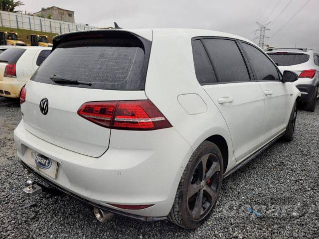2014 VOLKSWAGEN GOLF 